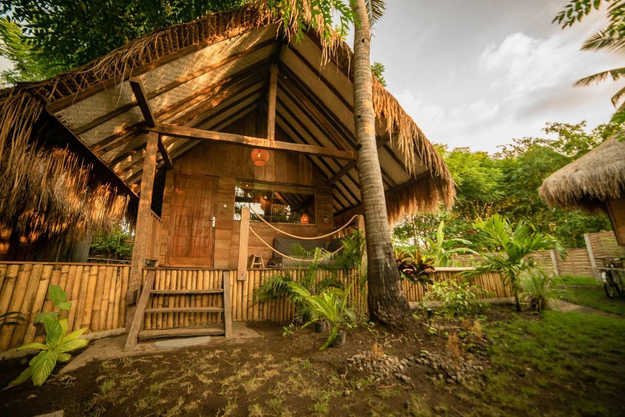 Musa Villas And Bungalows Gili Air Esterno foto