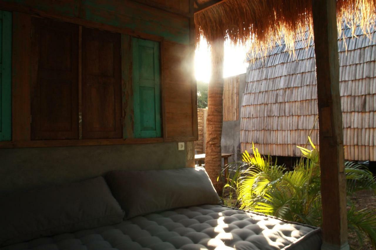 Musa Villas And Bungalows Gili Air Esterno foto