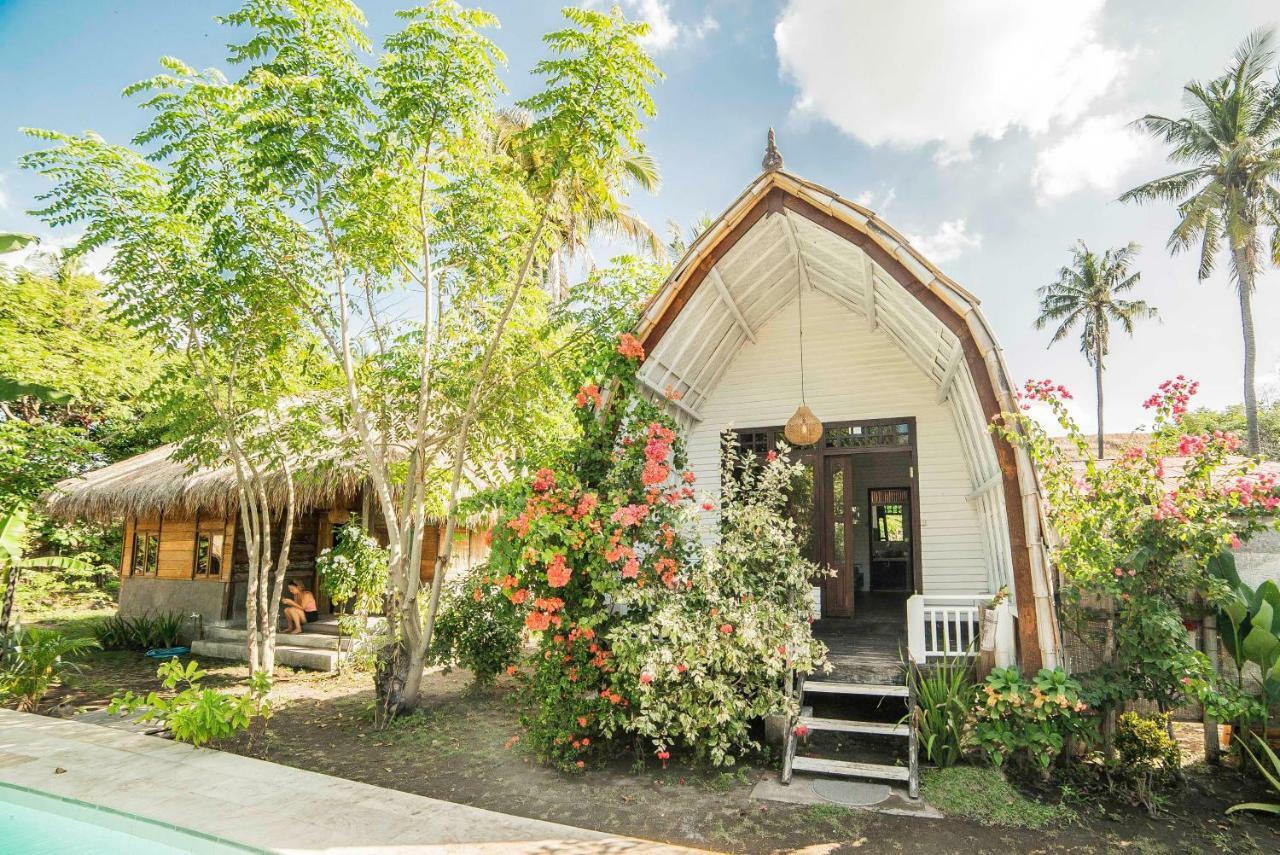 Musa Villas And Bungalows Gili Air Esterno foto